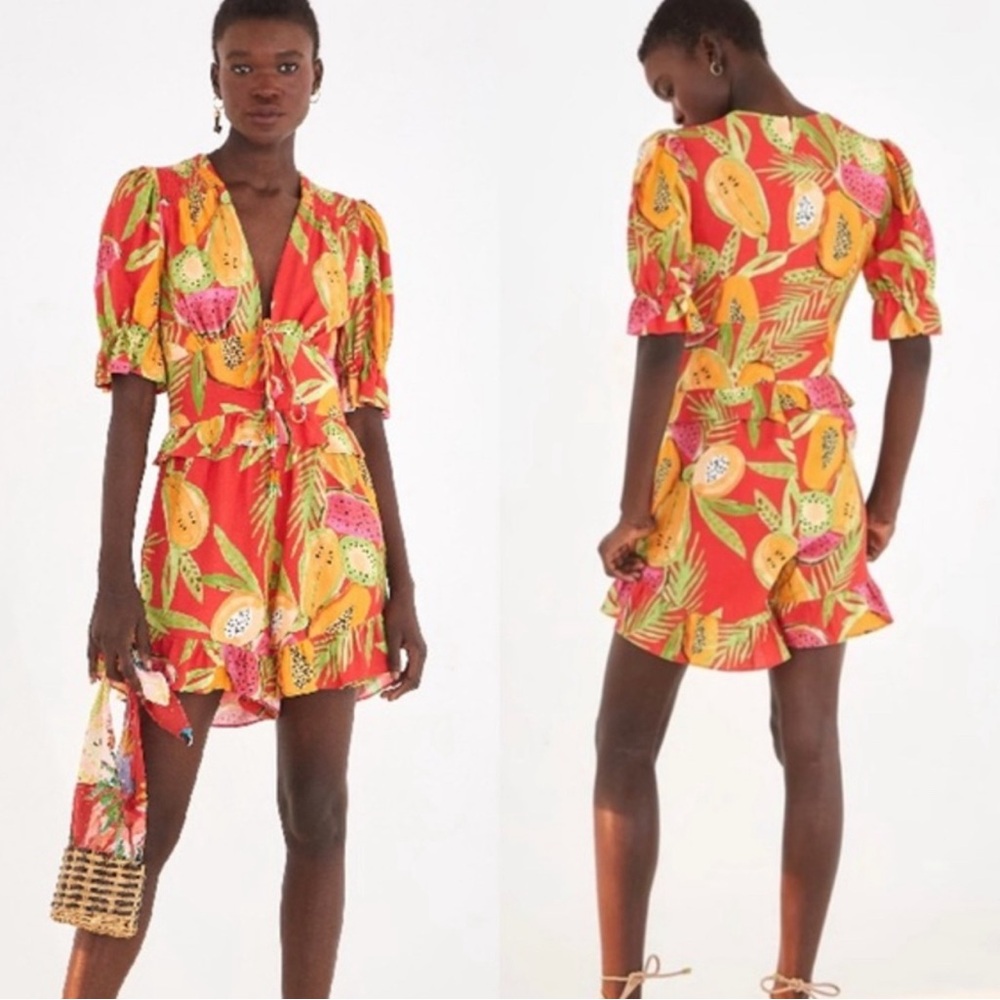 FARM Rio Papaya Romper Sz Med Jumpsuit $160 SOLD OUT EUC Tropical Summer